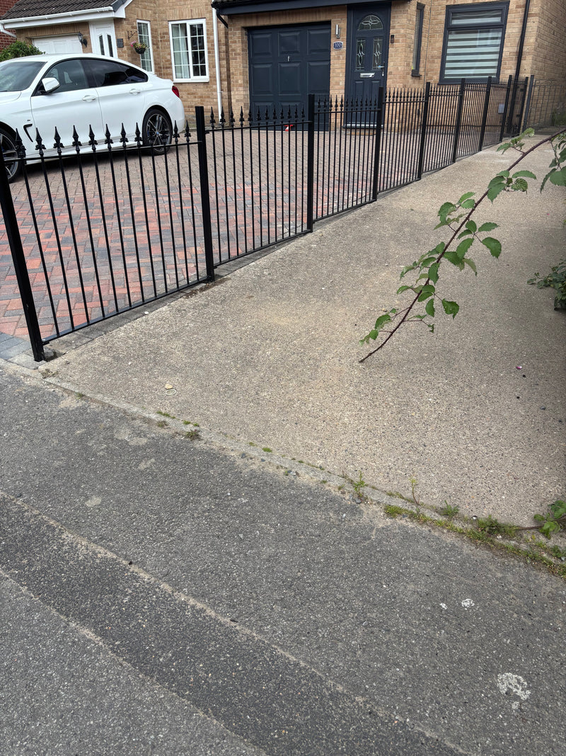 Steel fence panel replacement – custom welded section